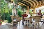 vakantiehuis provence terras.jpg